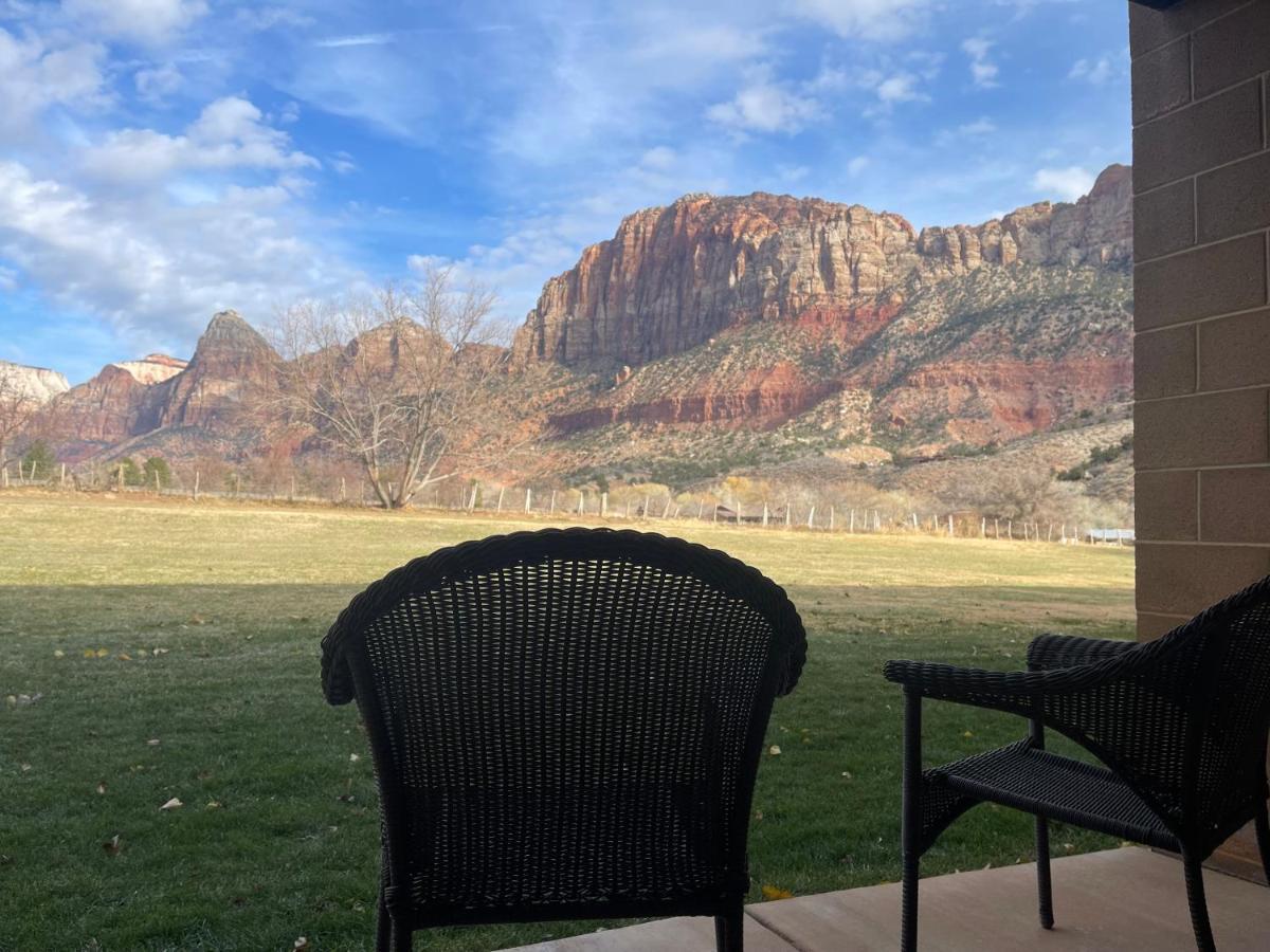 Driftwood Lodge Springdale Bagian luar foto