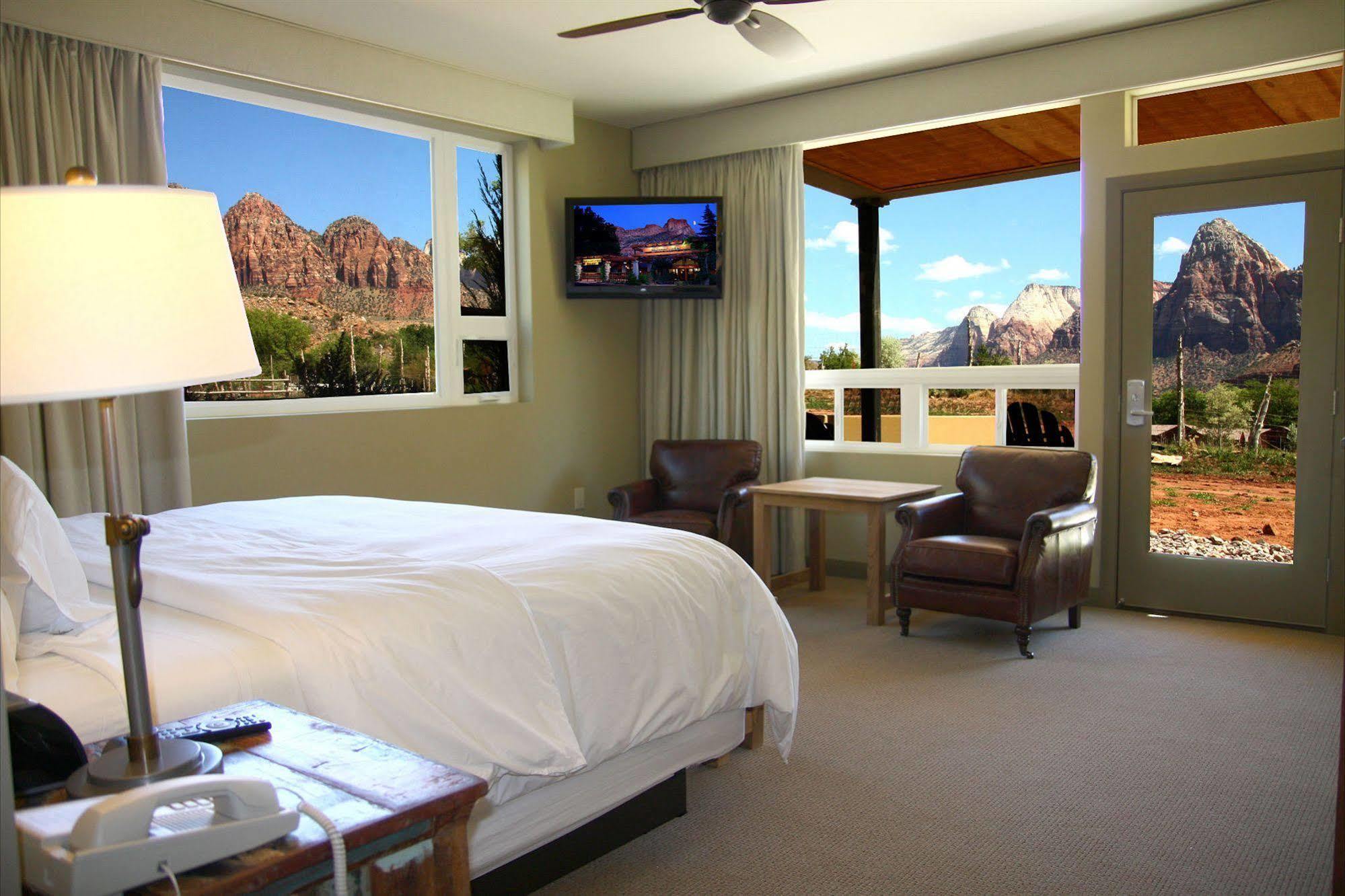 Driftwood Lodge Springdale Bagian luar foto
