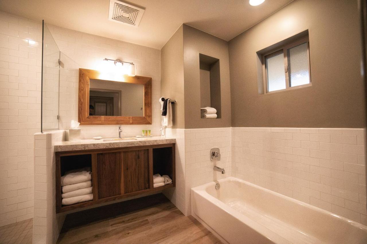 Driftwood Lodge Springdale Bagian luar foto
